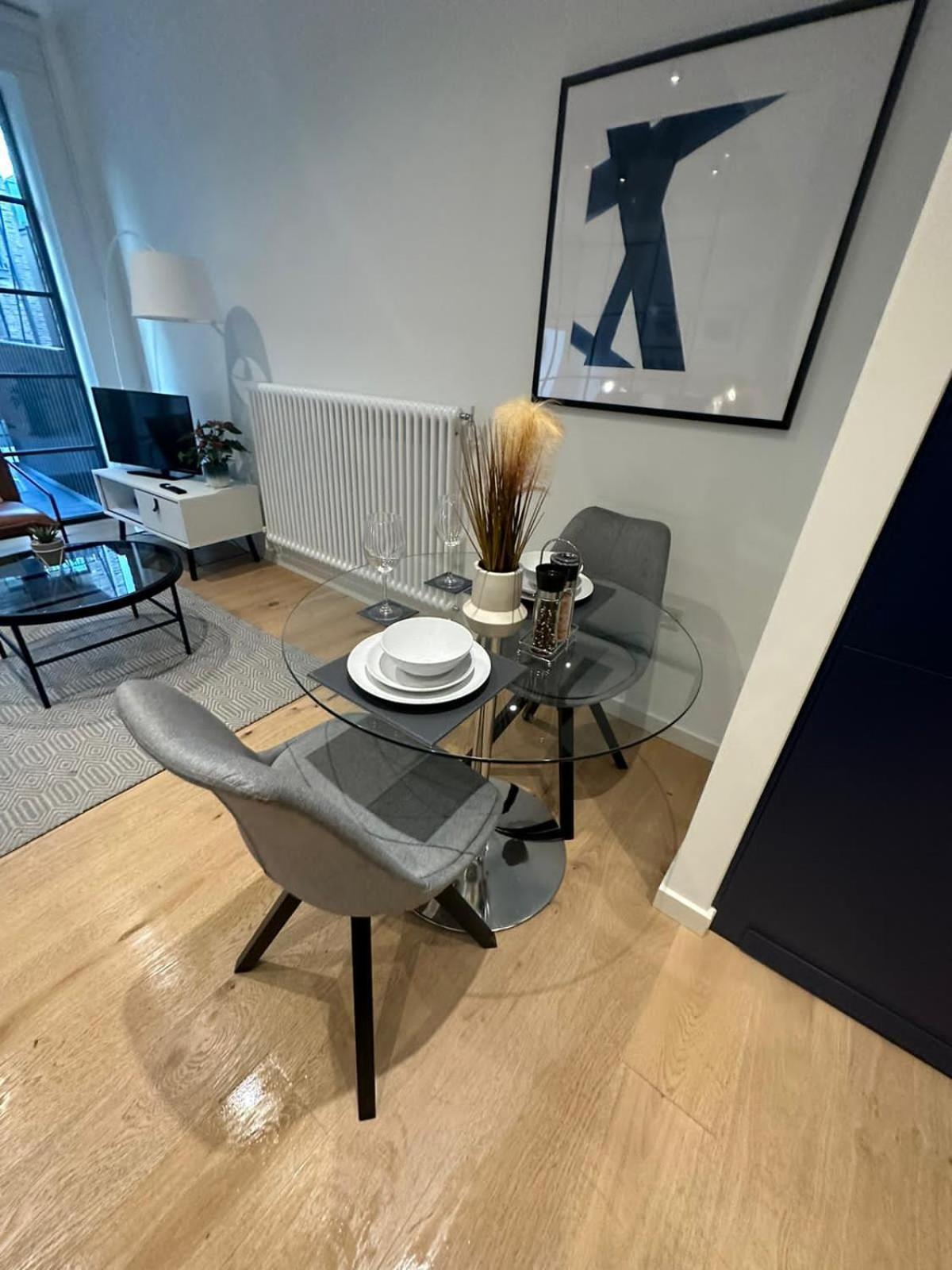 Luxury Apartment-Business-Relocation-Canary Wharf Лондон Екстер'єр фото